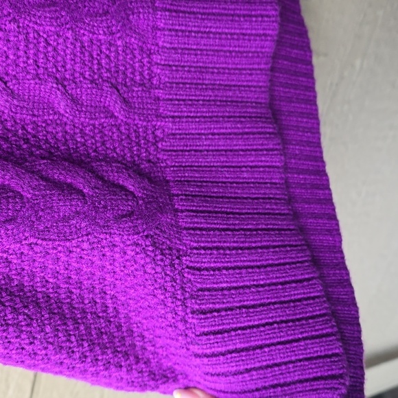 Torrid  Plus Size Cable Crop Pullover Sweater Phlox Purple NWT 2x - Picture 9 of 10